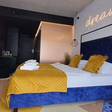 Apartment Biala Perla Czarna Gora Sienna (Klodzko)
