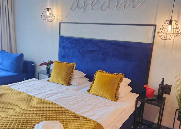 Biala Perla Czarna Gora Apartment Sienna (Klodzko)