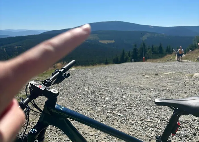 Biala Perla Czarna Gora * Sienna (Klodzko)